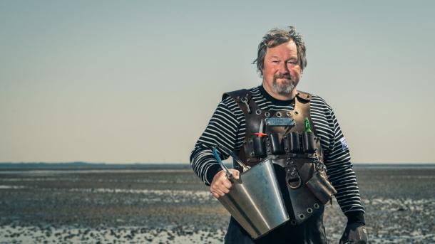 The Oyster King on oyster safari in The Wadden Sea