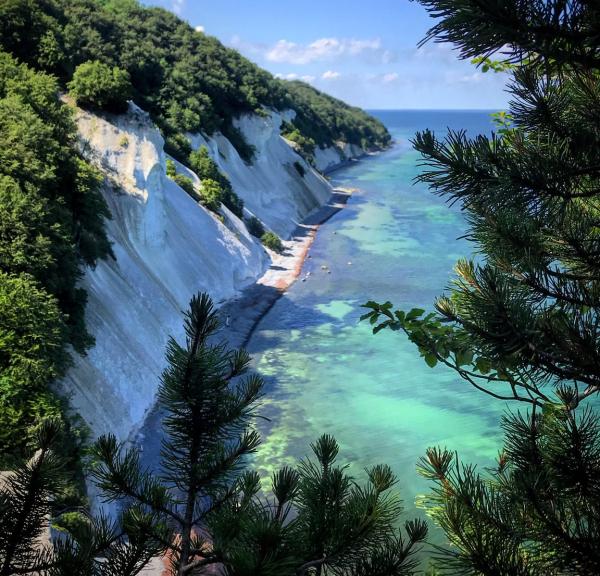 The white cliffs of Møn are located south of Copenhagen