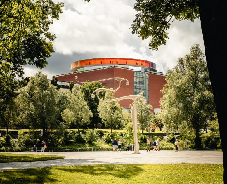Uitzicht op het ARoS Aarhus Kunstmuseum in Denemarken